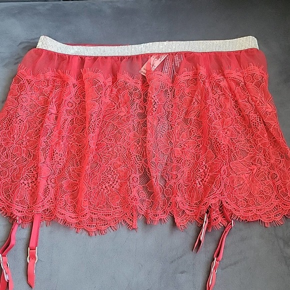 Victoria's Secret Other - Victoria's secret skirt